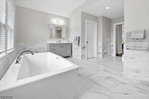 20 Ravine Avenue Wyckoff NJ 07481