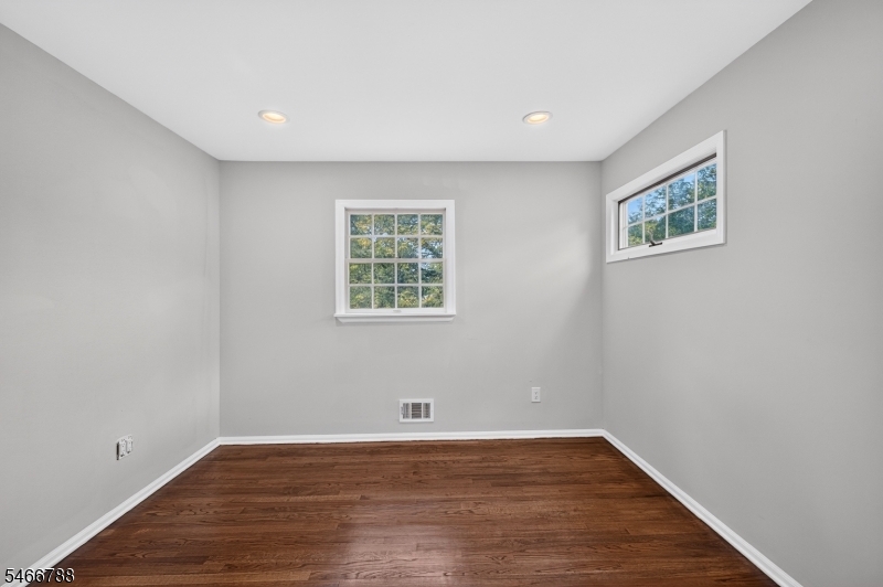 35 Patton Drive Franklin NJ 08873