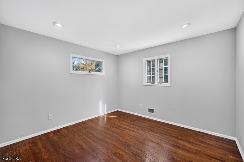 35 Patton Drive Franklin NJ 08873