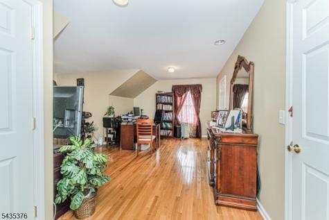 111 Delmonico Avenue Franklin NJ 08873