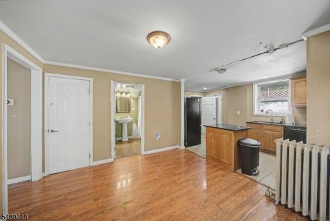 53 Brainard Street Phillipsburg NJ 08865