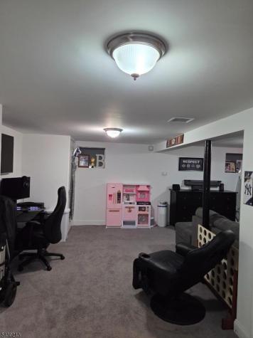 272 Madison Avenue Clifton NJ 07011