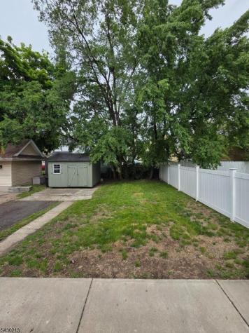 272 Madison Avenue Clifton NJ 07011
