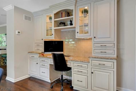 10 Fairview Avenue Summit NJ 07901