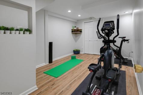 10 Fairview Avenue Summit NJ 07901