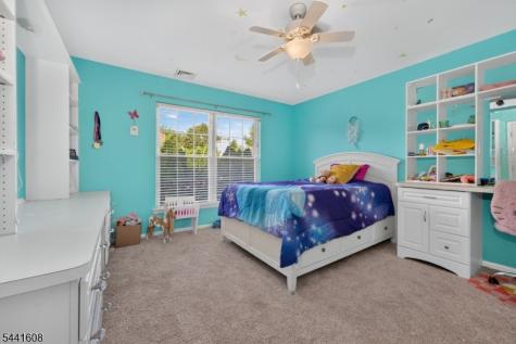 3 Grant Way Lopatcong NJ 08865