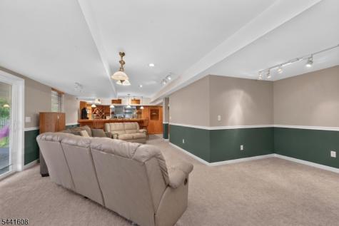 3 Grant Way Lopatcong NJ 08865