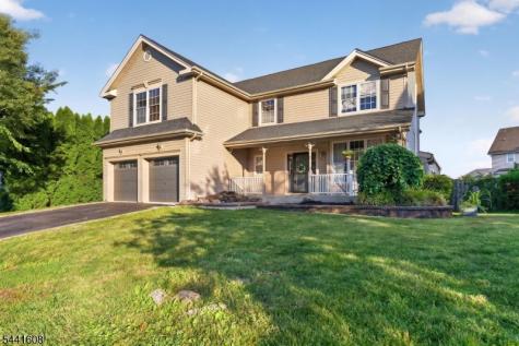 3 Grant Way Lopatcong NJ 08865