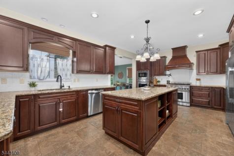 3 Grant Way Lopatcong NJ 08865