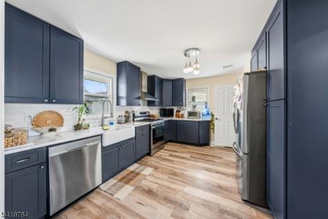 162 Rutherford Avenue Woodbridge NJ 07095