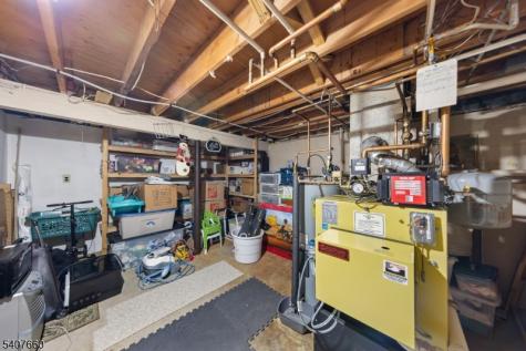 2 Mettle Lane Roxbury NJ 07885