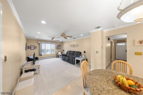 2 Mettle Lane Roxbury NJ 07885