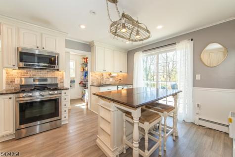 67 Ryerson Avenue Newton NJ 07860