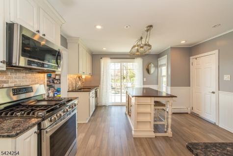 67 Ryerson Avenue Newton NJ 07860