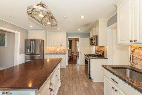 67 Ryerson Avenue Newton NJ 07860