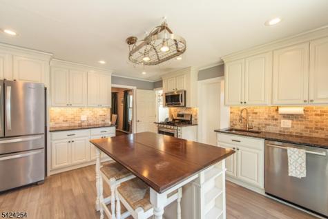67 Ryerson Avenue Newton NJ 07860