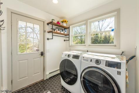 67 Ryerson Avenue Newton NJ 07860