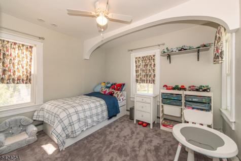 67 Ryerson Avenue Newton NJ 07860