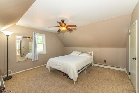 67 Ryerson Avenue Newton NJ 07860