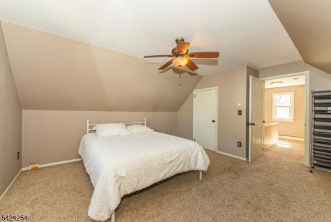 67 Ryerson Avenue Newton NJ 07860