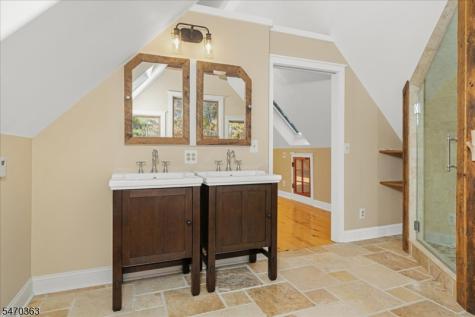162 Halsey Road Hampton NJ 07860