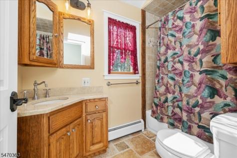 162 Halsey Road Hampton NJ 07860