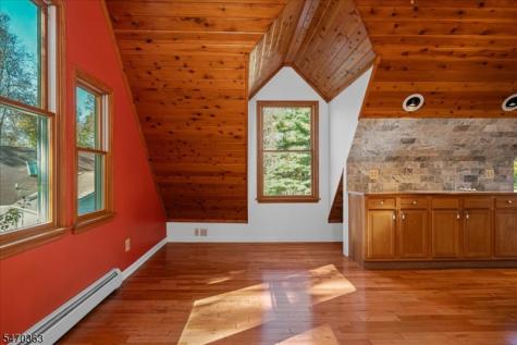 162 Halsey Road Hampton NJ 07860