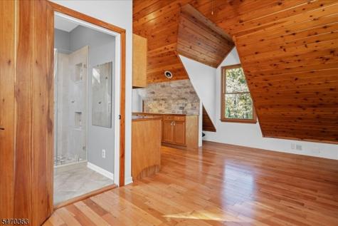 162 Halsey Road Hampton NJ 07860