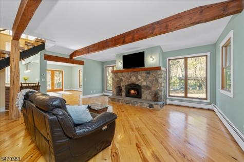 162 Halsey Road Hampton NJ 07860