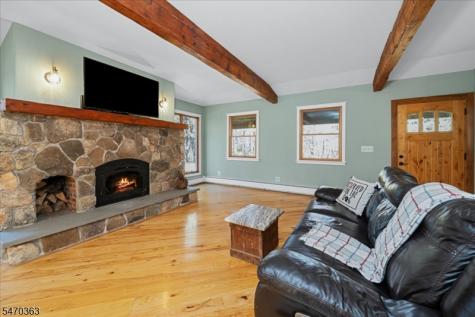 162 Halsey Road Hampton NJ 07860