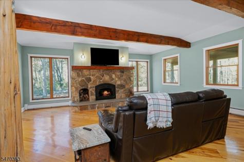 162 Halsey Road Hampton NJ 07860