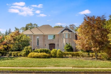26 Mountain Ridge Drive Livingston NJ 07039