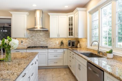 26 Mountain Ridge Drive Livingston NJ 07039