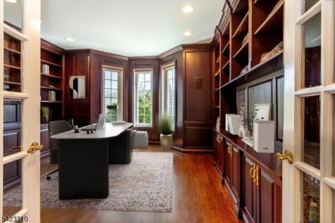 26 Mountain Ridge Drive Livingston NJ 07039