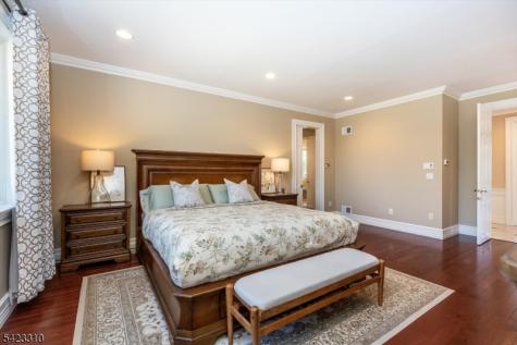 26 Mountain Ridge Drive Livingston NJ 07039