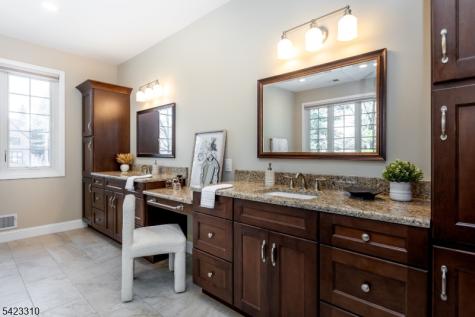 26 Mountain Ridge Drive Livingston NJ 07039