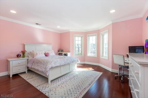 26 Mountain Ridge Drive Livingston NJ 07039