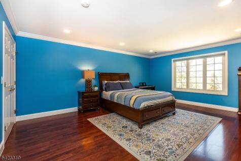 26 Mountain Ridge Drive Livingston NJ 07039