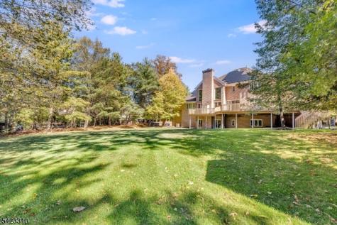 26 Mountain Ridge Drive Livingston NJ 07039