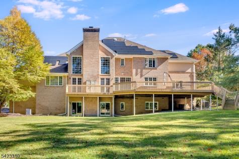 26 Mountain Ridge Drive Livingston NJ 07039