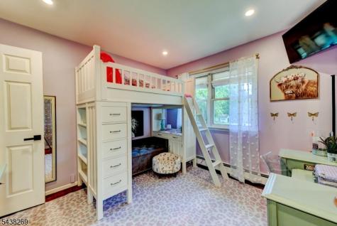 113 Autumn Drive Montague NJ 07827