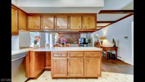 89 Pocono Road Denville NJ 07834