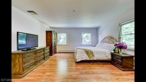 89 Pocono Road Denville NJ 07834