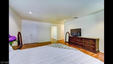 89 Pocono Road Denville NJ 07834