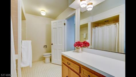 89 Pocono Road Denville NJ 07834