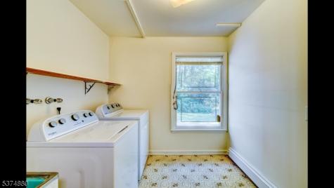 89 Pocono Road Denville NJ 07834