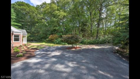 89 Pocono Road Denville NJ 07834