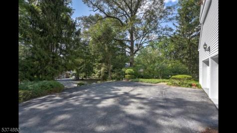 89 Pocono Road Denville NJ 07834