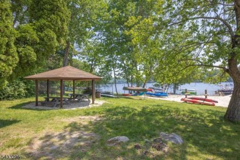 58 W Lake Shore Drive Rockaway NJ 07866