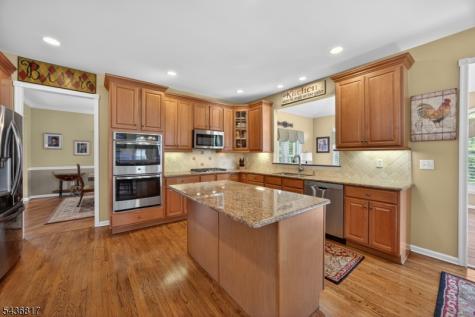 16 Saint Andrews Court Mount Olive NJ 07836